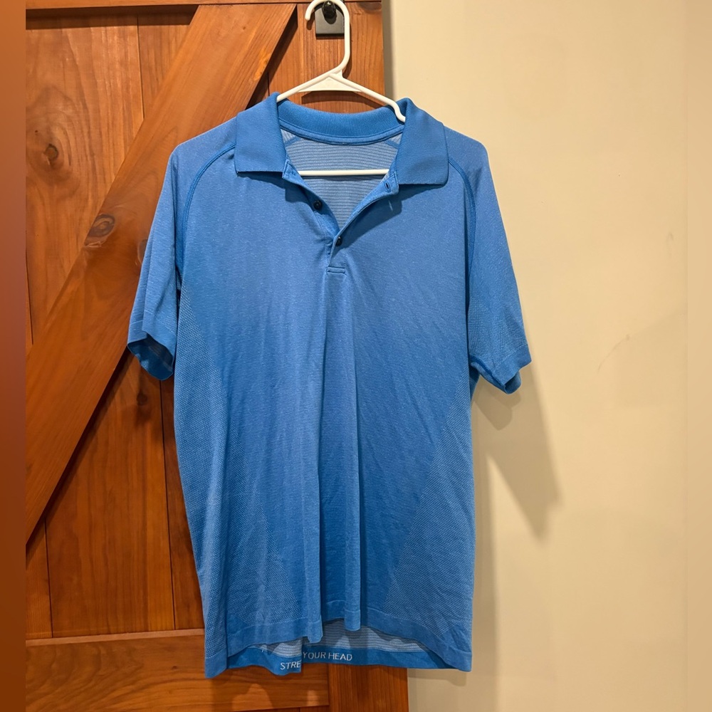 Collared mental vent material short sleeve shirt